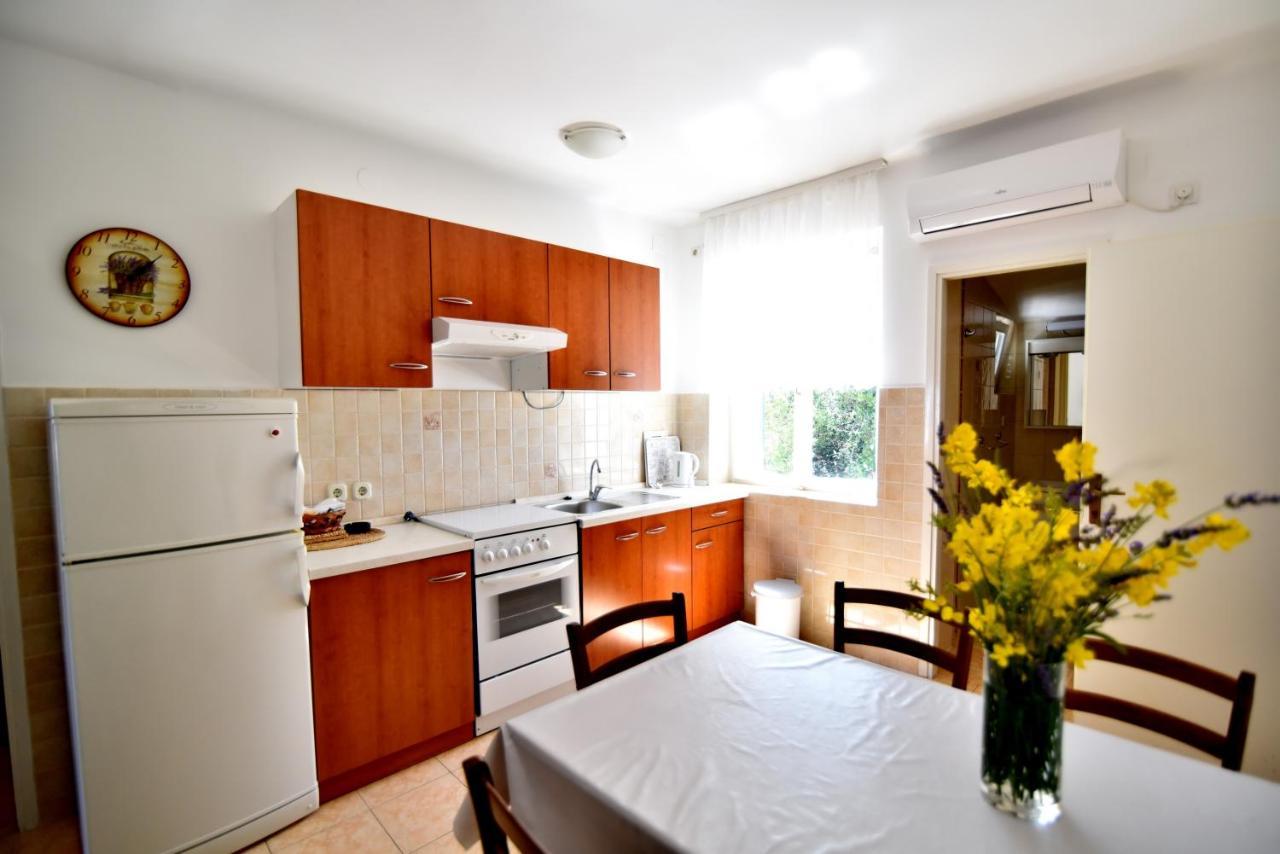 Apartmani Badurina - Crnika Lun  Exterior foto